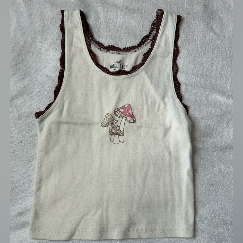 Hollister cute graphic Tank top